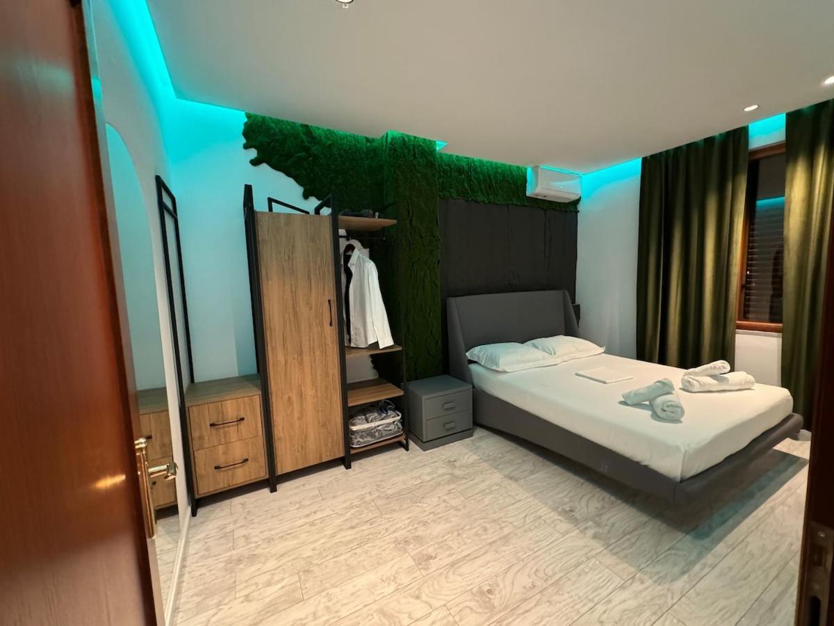 Appartement Urban Rustic In Blloku Area